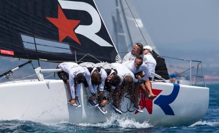 melges 32 in tanti caccia del titolo europeo