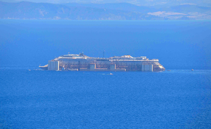 la costa concordia via dal giglio ma la sua storia rimane