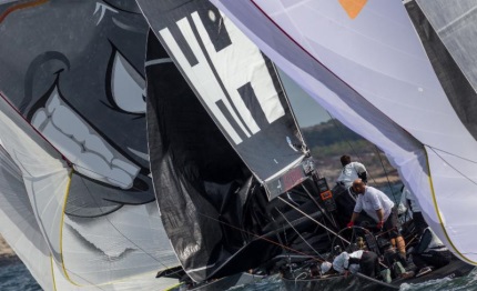 rc44 world championship il titolo va bronenosec