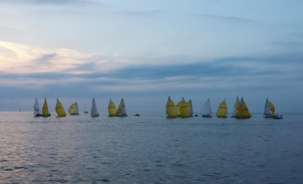 barcolana ester price si aggiudica il trofeo dhl