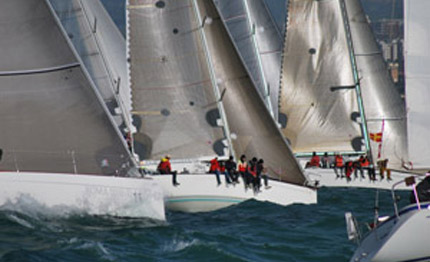 linea blu bordo dell invernale di riva di traiano
