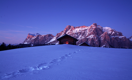 in alta badia si scia lume di candela