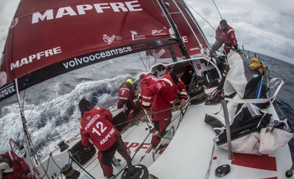 volvo ocean race ultime miglia per newport