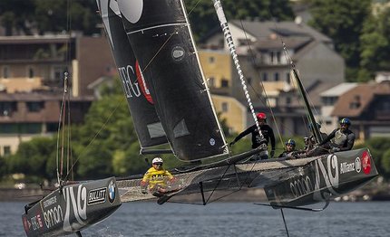 gc32 tour omaniti in testa sul lago traunsee