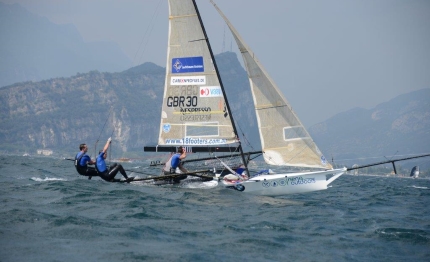 torbole terza giornata di gare al mondiale dei 18ft
