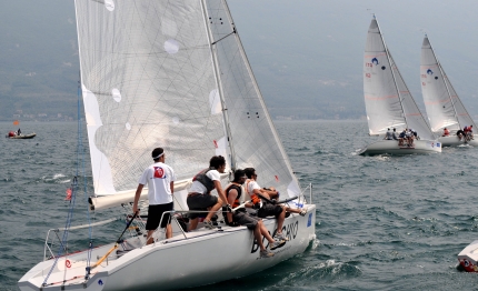 limone del garda tutto pronto per il tricolore dolphin