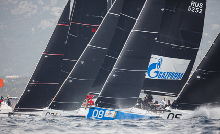 porto cervo tp 52 quantum racing azzurra bronenosec decisi vincere