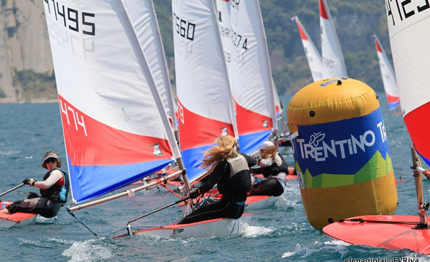 mondiale topper giornata amara per italia