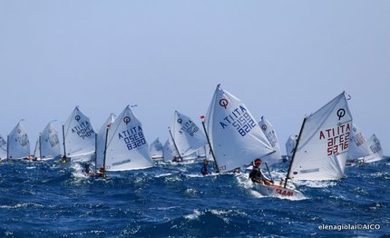 crotone spettacolare conclusione della tappa del trofeo optimist italia kinder sport