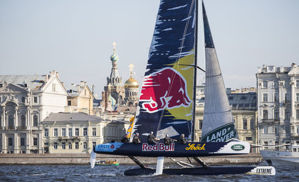 extreme 40 red bull subito in testa san pietroburgo