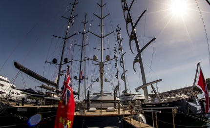 porto cervo torna in scena la perini navi cup