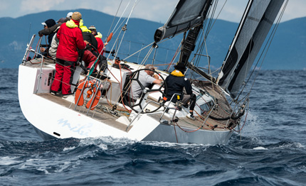campionato italiano offshore in testa milu di andrea pietrolucci