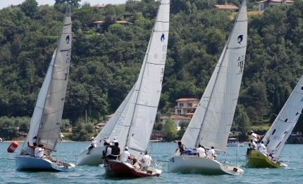 gargnano del garda il dolphin day 2015 con la assirisk sailing cup