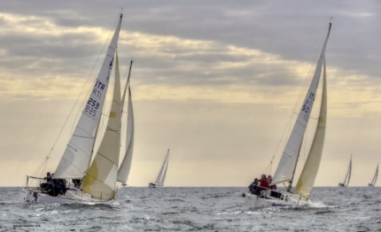 j24 domenica di regate tra cervia cagliari anzio nettuno