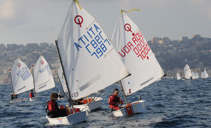 optimist domani in acqua napoli per la coppa santa lucia
