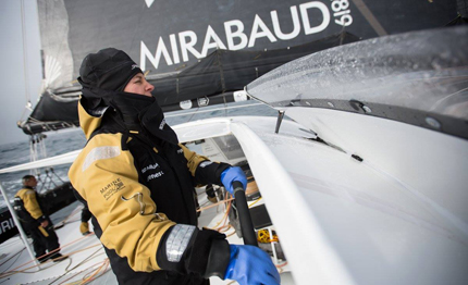 trofeo jules verne spindrift rosicchia miglia importanti