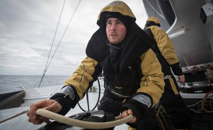 trofeo jules verne spindrift in vantaggio verso capo horn