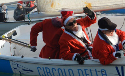 mestre la regata dei babbi natale