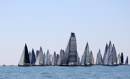 caorle la marea rema contro ma la duecento parte lo stesso bene