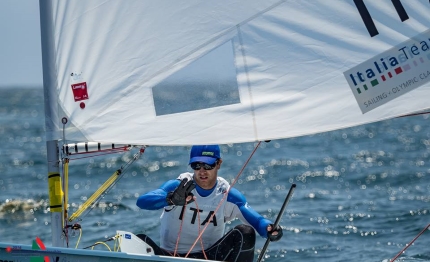 laser standard azzurri in evidenza