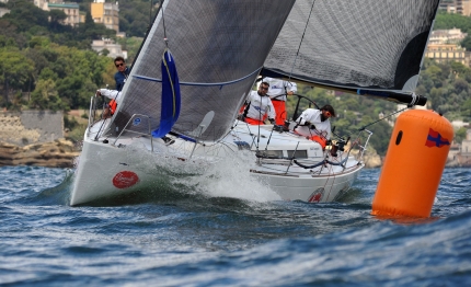 settimana dei tre golfi scugnizza total lubmarine subito al commando