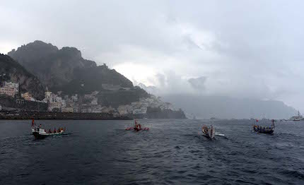 amalfi vince la 61a regata storica delle repubbliche marinare