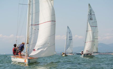 sabato agosto tornano le vele storiche in versilia