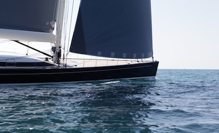 perini navi debutta allo yachting festival di cannes con dahlak sessantesima unita della flotta