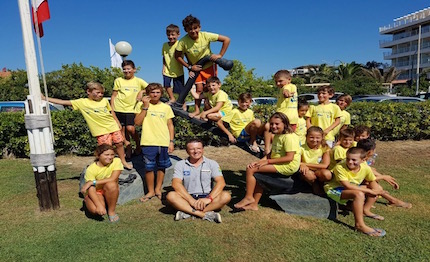 grande successo per la scuola vela valentin mankin al raduno scuole vela della versilia