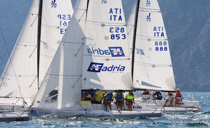 j70 riva elagain saldamente al comando cayard terzo in parita