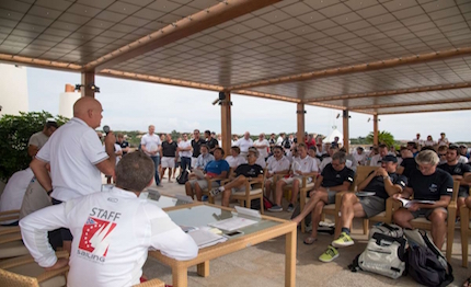 la bonaccia rimanda domani inizio della sailing champions league