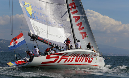 shining umago maxi domina la prove bastone della portopiccolo maxi race