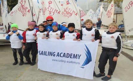 solo una prova lecco per interlaghina di vela il meeting internazionale della classe optimist