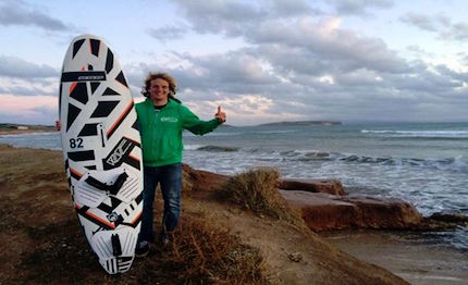francesco cappuzzo vince funtana meiga la seconda tappa del campionato nazionale wave fiv aicw