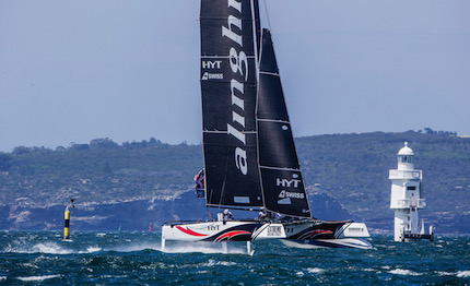 extreme sailing series alinghi in testa dopo la prima giornata