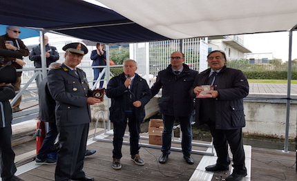 gommone sequestrato ai contrabbandieri torna in mare per attivita sociali