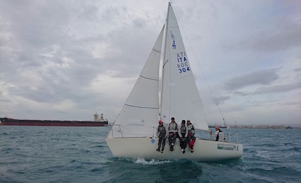 vigne surrau vince la prima tappa del circuito zonale della flotta sarda j24