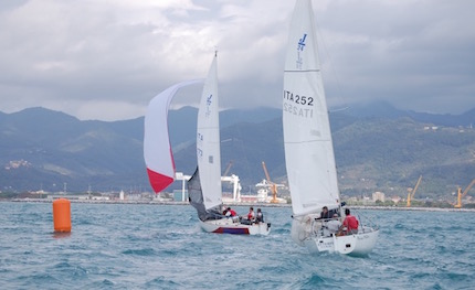 campionato di primavera dopo il primo week end il j24 mollicona al comando