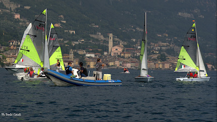 aprile vela sul garda