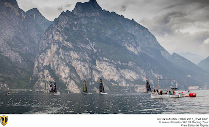 prima giornata della gc 32 riva cup senza vento