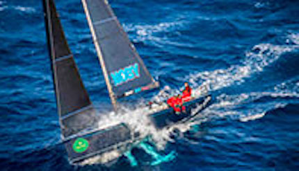 mascalzone latino inaugura la campagna offshore 2017 con la giraglia numero