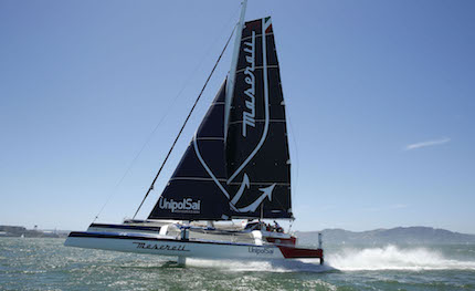 maserati multi70 in piena modalita foiling affrontera phaedo3 mighty merloe
