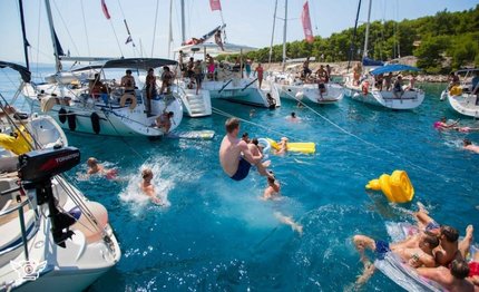 turismo luglio 15 milioni di italiani in vacanza