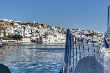 azimut summer wave arriva sulle spiagge di mykonos