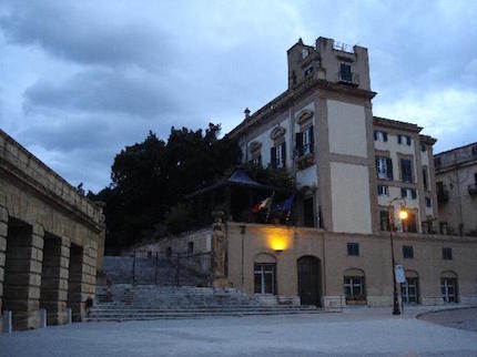 palermo dalla cala ai palazzi storici passeggiata al piano della marina
