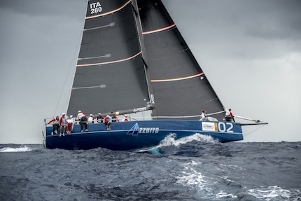 azzurra vince la prima prova della menorca 52 super series
