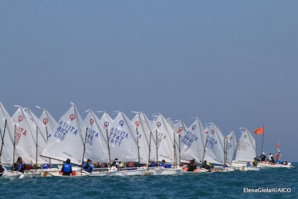 ad ancona la quinta ed ultima tappa del trofeo optimist italia kinder sport
