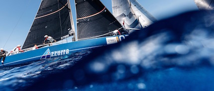 under pressure azzurra mantiene la testa