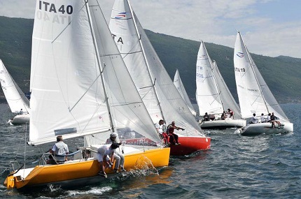il cv gargnano canottieri garda insieme per la regata dell odio