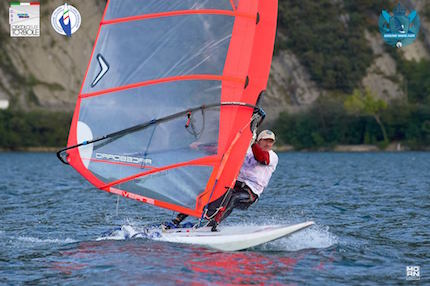 windsurf grand slam treggiari sempre in testa tra raceboard